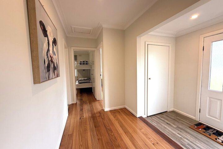 Ballroom/Hall 195 of 218
