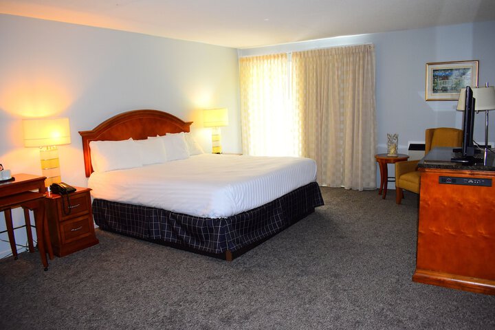 Room 11 of 65