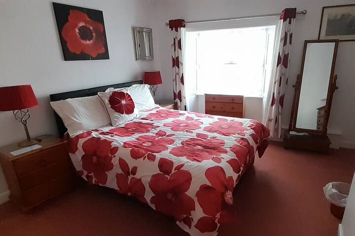 Room 8 of 46