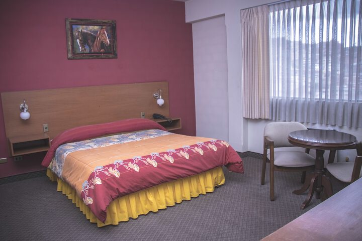 Room 6 of 23