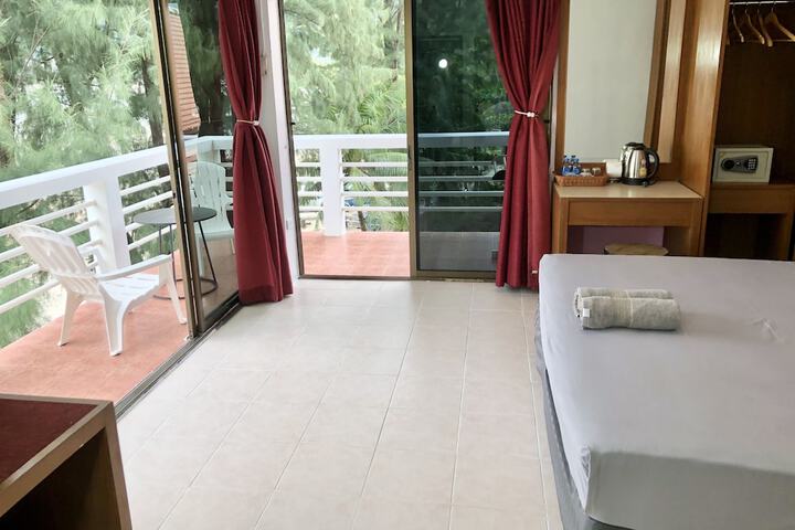 Room 40 of 89