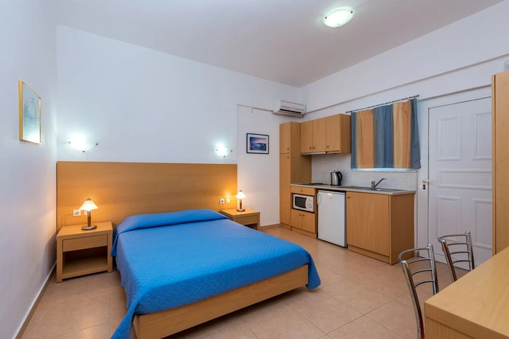 Room 3 of 15