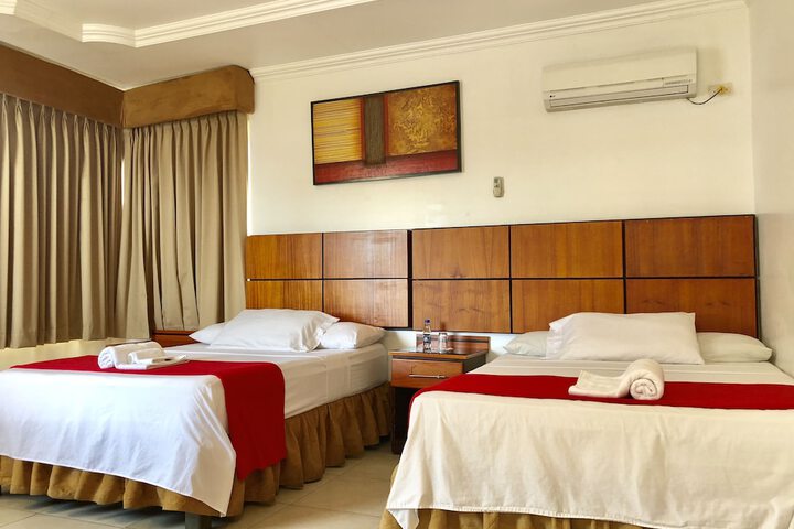 Hotel Suites Guayaquil in Guayaquil