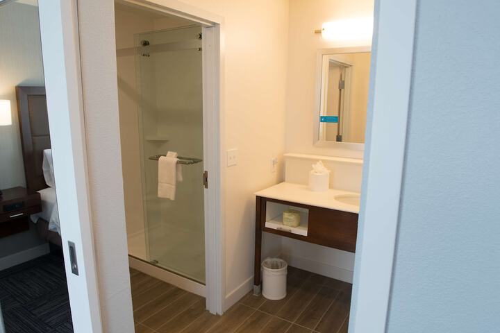 Bathroom shower