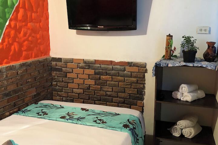 Room 5 of 29