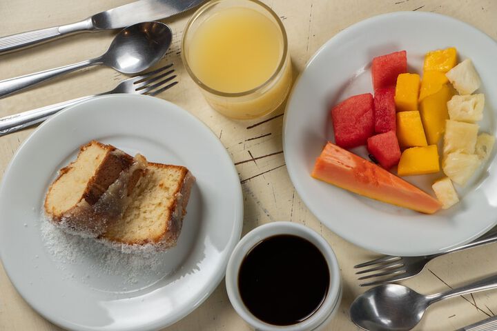 Breakfast/Coffee Service 84 of 121