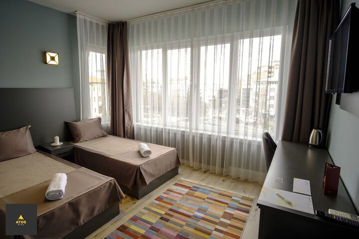 Room 7 of 31
