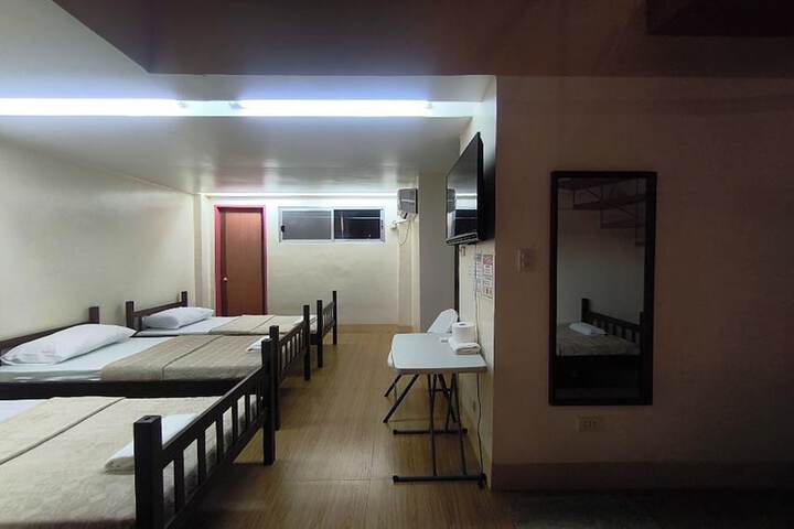 Room 14 of 41