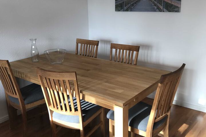 Room 9 of 20