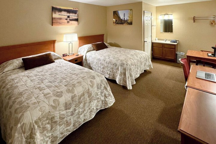 Room 12 of 43