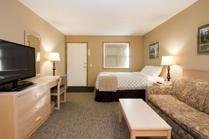 Room 5 of 25
