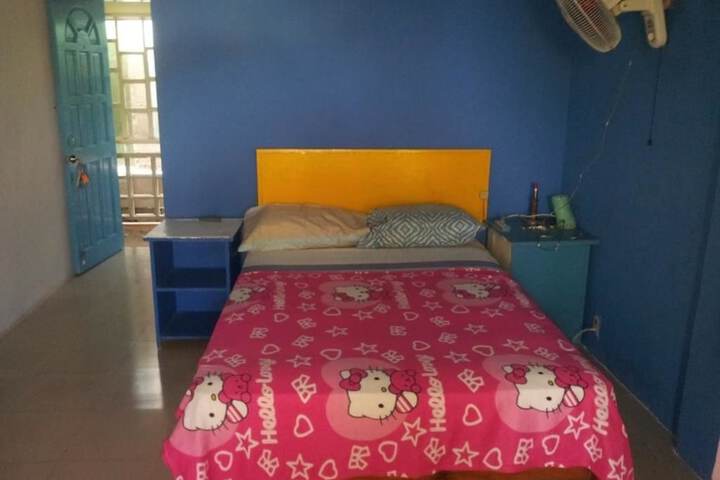 Room 2 of 7