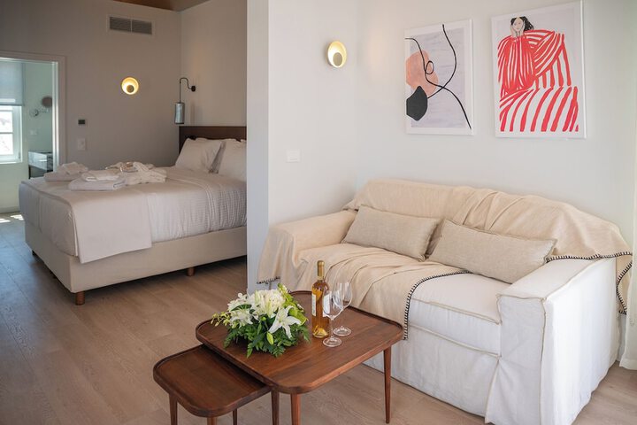 Room 56 of 182