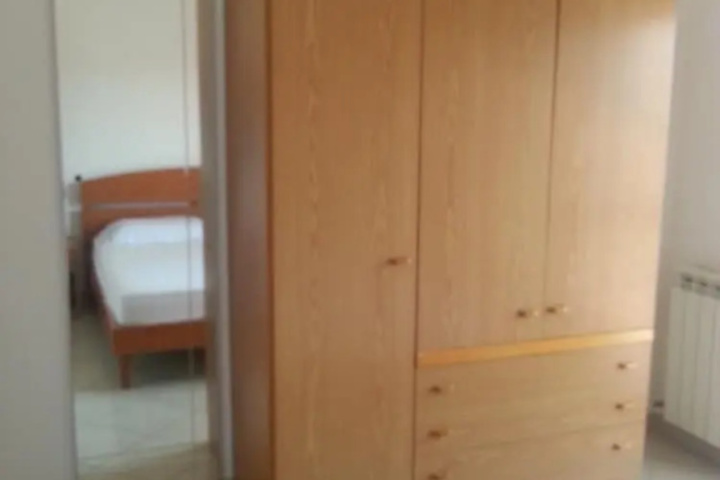 Room 2 of 11