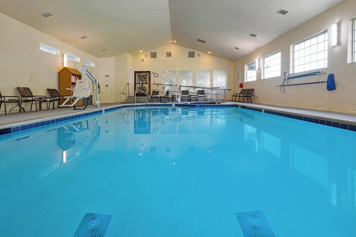 Pool 23 of 36