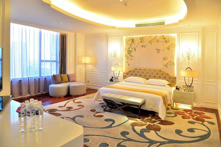 Room 27 of 50
