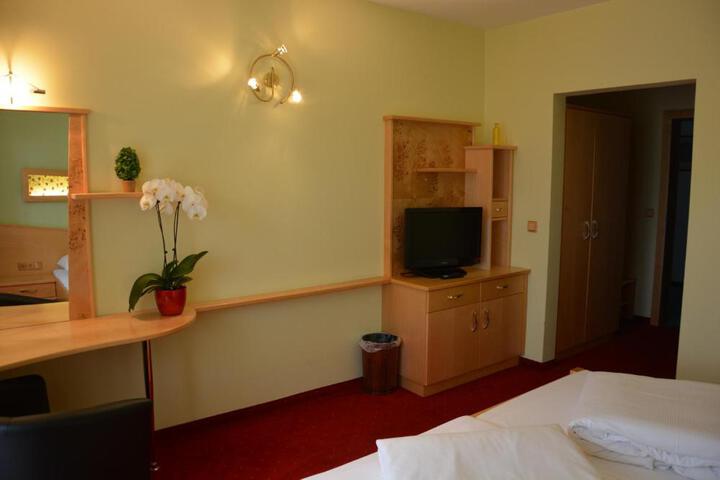 Suite Room