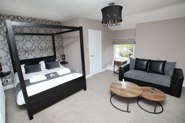 Room 20 of 39