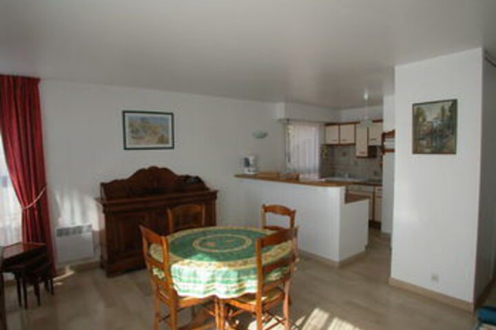 Room 16 of 25