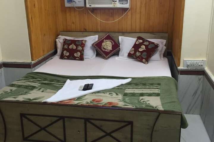 Room 17 of 47