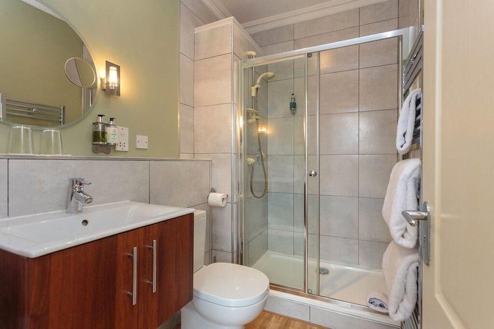 Clean Restrooms