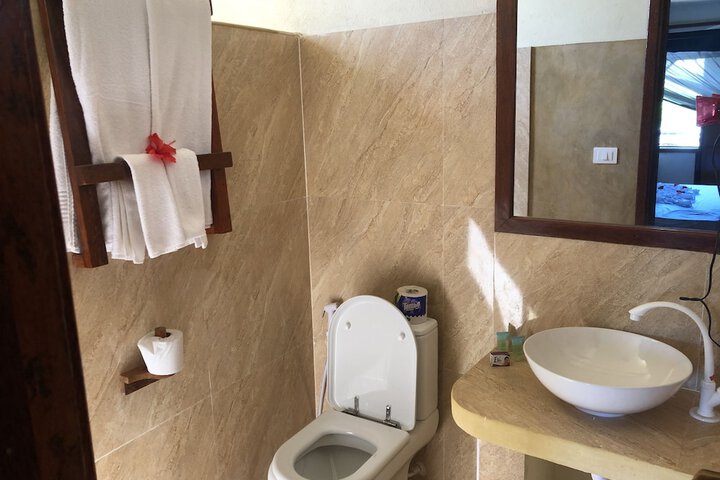 Room 8 of 21