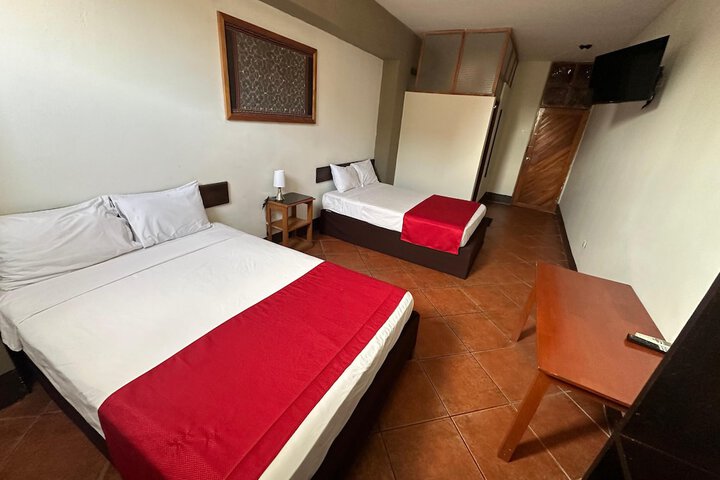 Room 12 of 34
