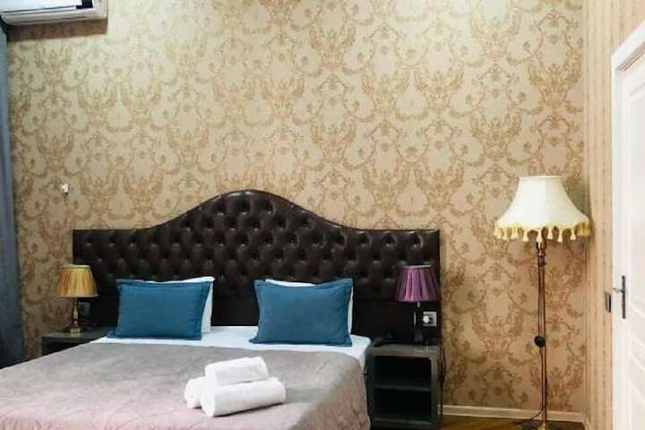 Room 29 of 70