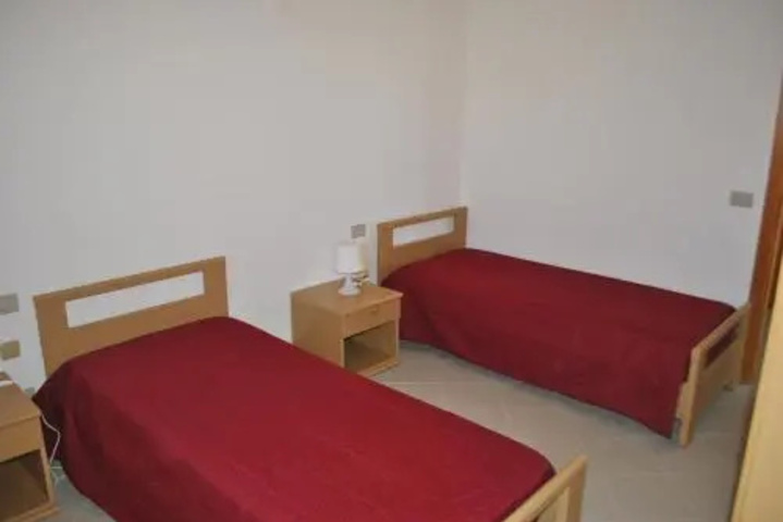 Room 5 of 14