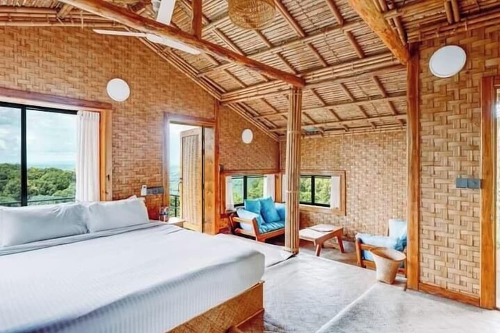 Room 5 of 21
