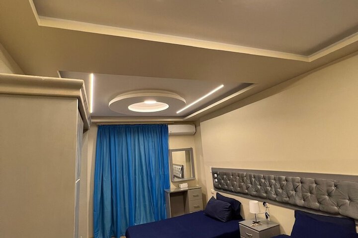 Room 47 of 196