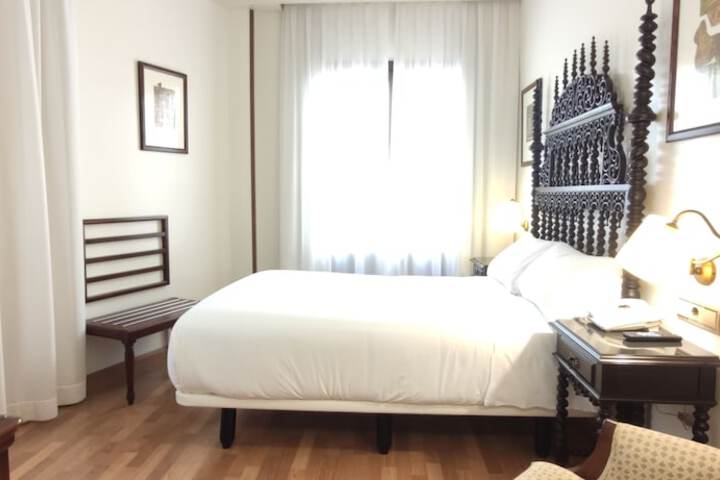 Room 10 of 51