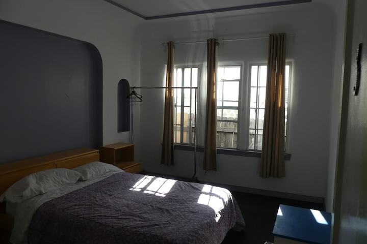 Room 24 of 57