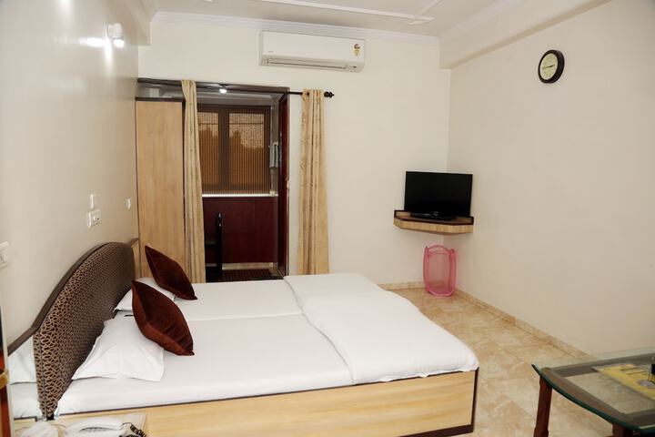 Room 38 of 56