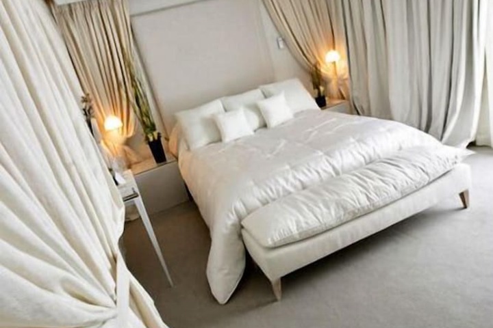 Room 5 of 23