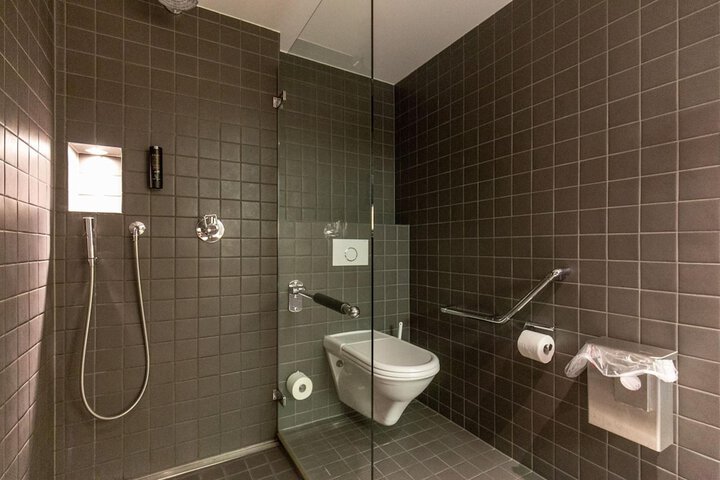 Room 45 of 53