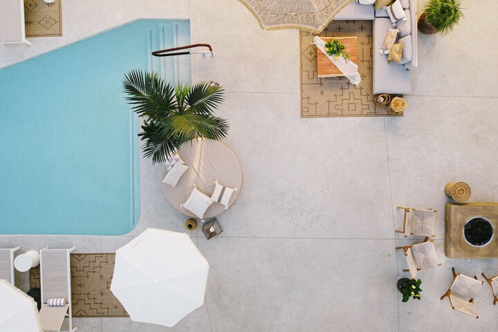 Pool 66 of 115