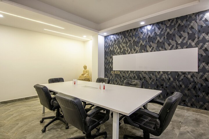 Business Center 52 of 59