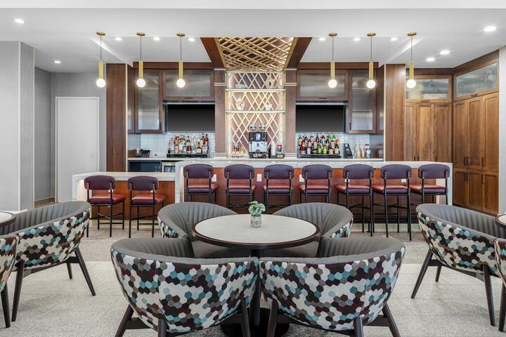 Hotel Interior 4 of 33