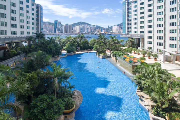 Photo of Kowloon Harbourfront Hotel