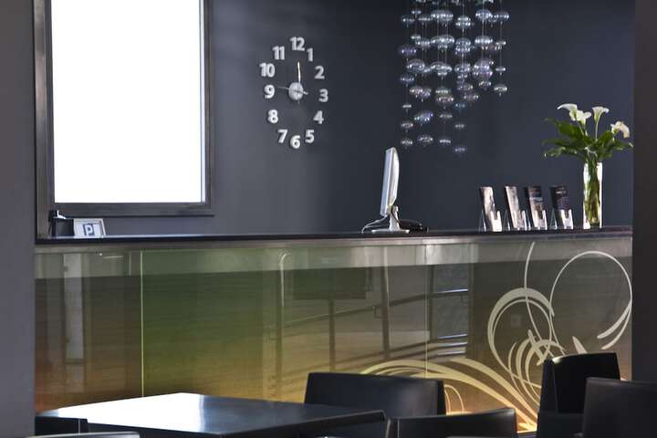 Business Center 26 of 37