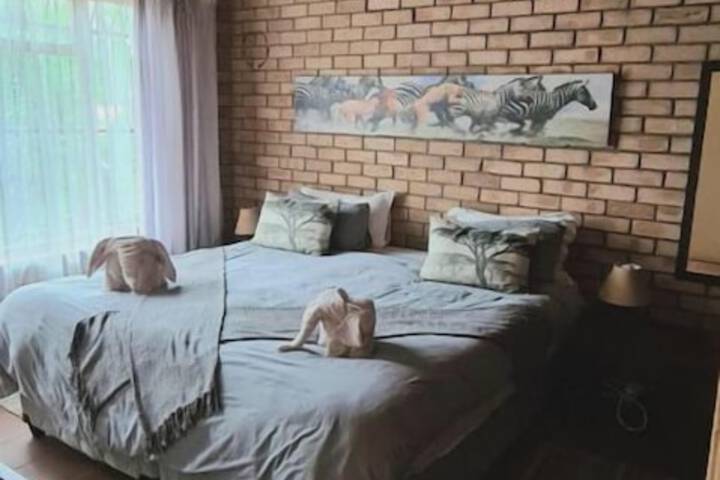 Room 16 of 46