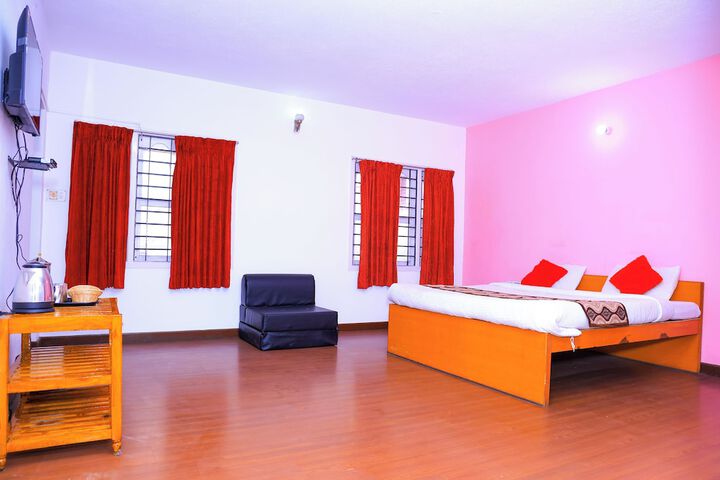 Room 7 of 26