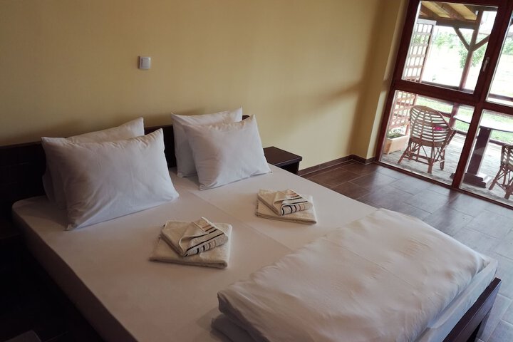 Room 2 of 52