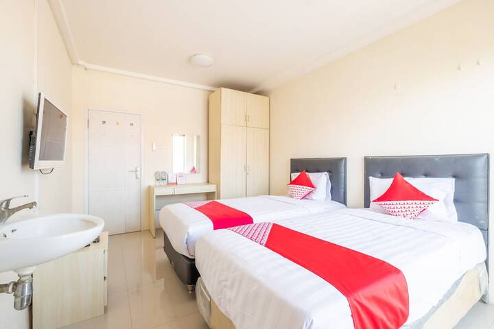 Room 12 of 26