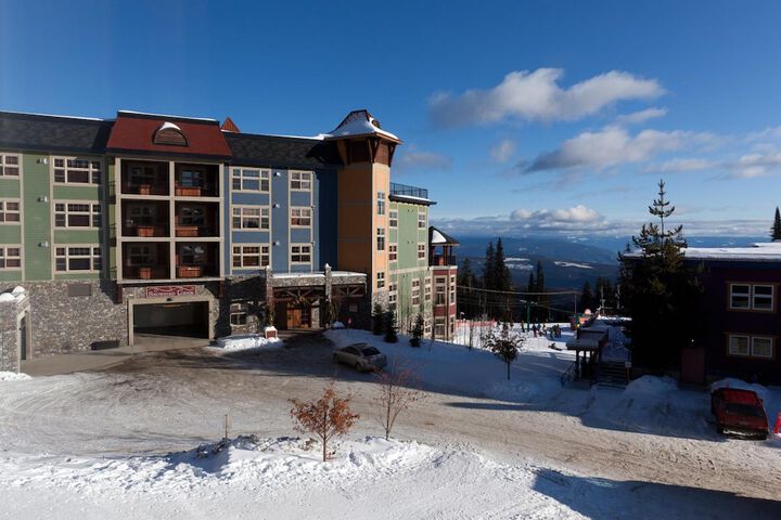 Hotel 62 of 72