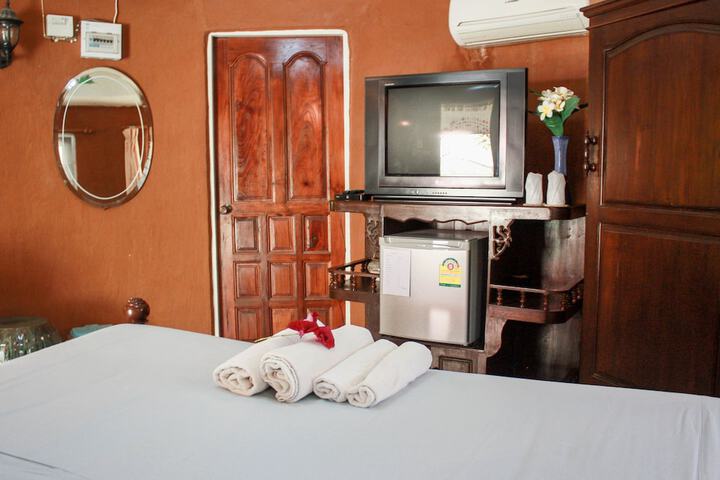 Room 15 of 21