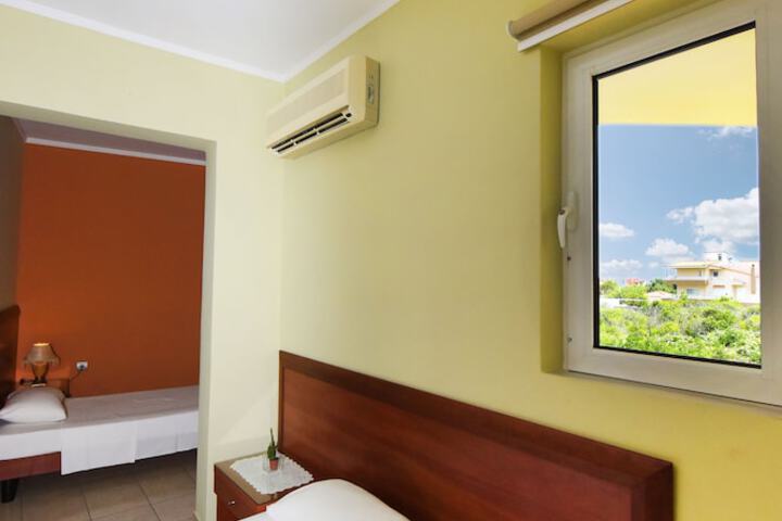 Room 41 of 78