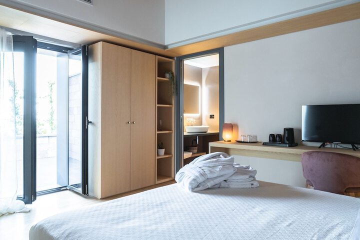 Room 5 of 58