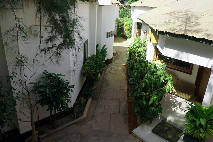 Property Grounds 35 of 44